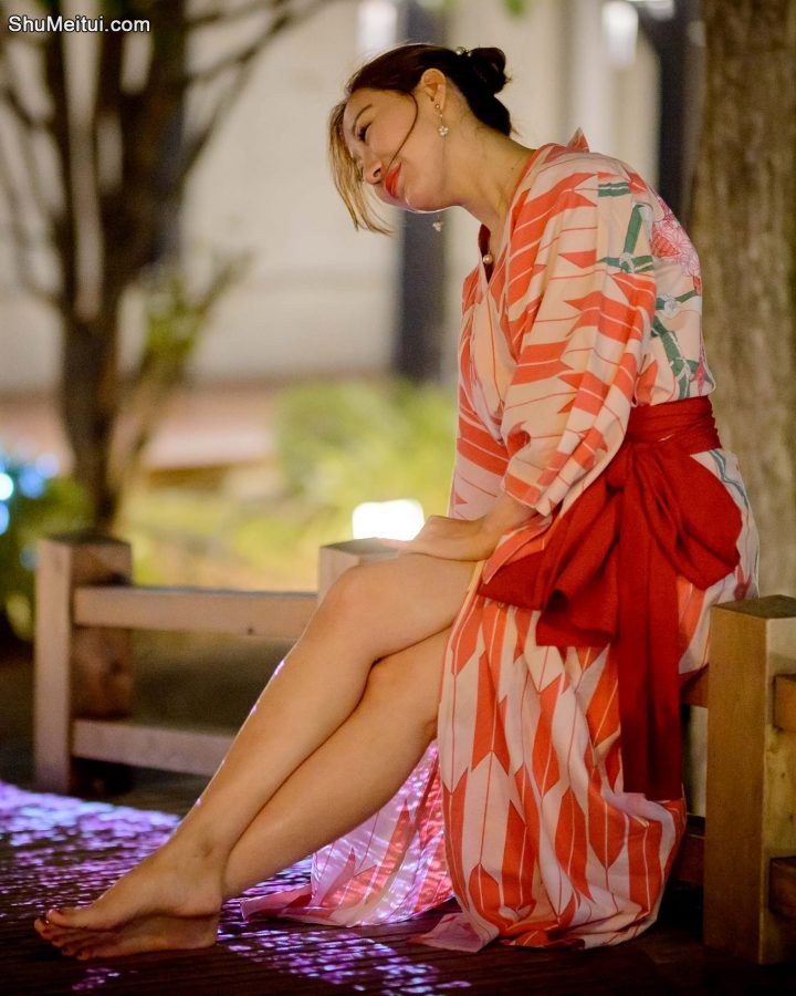 一看就是有故事的美妇，穿起和服来多了一股媚态[第9张/共9张]