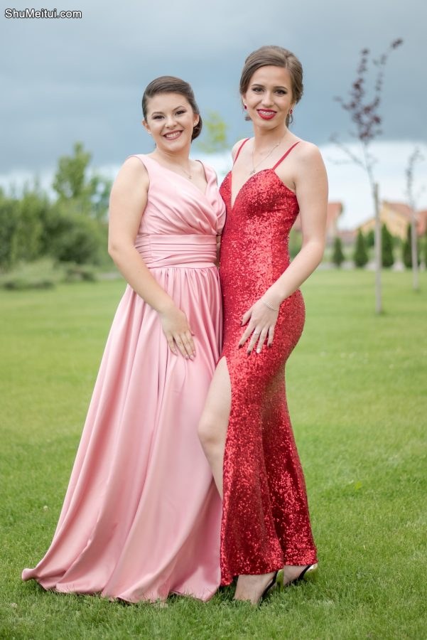 欧洲高贵的美女们聚会照片-合影部分[第6张/共35张]