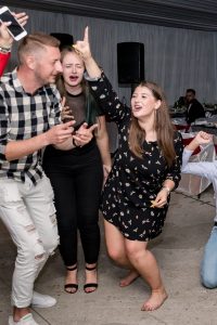 罗马尼亚美女生日派对各种美女高跟(3)