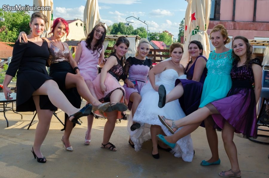 罗马尼亚婚礼上的各种高跟和丝袜1[第9张/共12张]