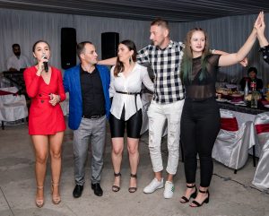 罗马尼亚美女生日派对各种美女高跟(3)