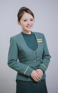 美丽的空姐们穿制服黑色丝袜在一起拍写真-第一部分