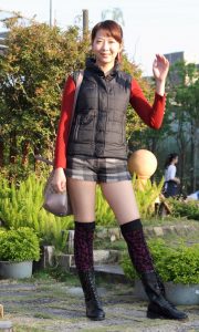 李鸽鸽热裤筒袜丰满大腿再来一套