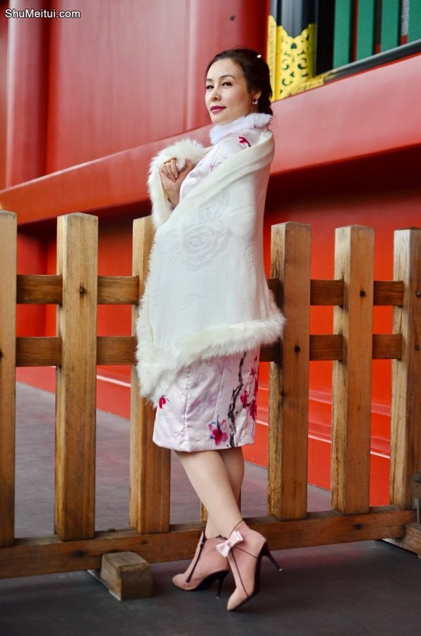 江南气质女子这次穿上了肉色丝袜[第3张/共6张]