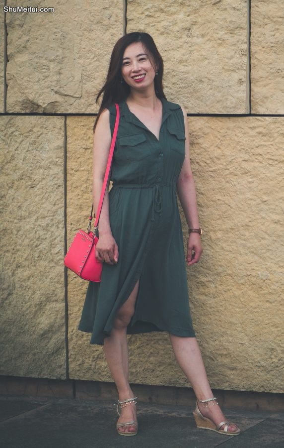 堂堂姐在购物中心拍照换了两套衣服[第4张/共10张]