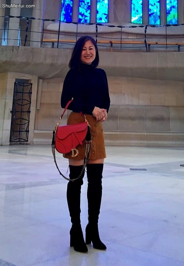 腿穿长靴在国外旅游的人妻珍升姐[第3张/共5张]