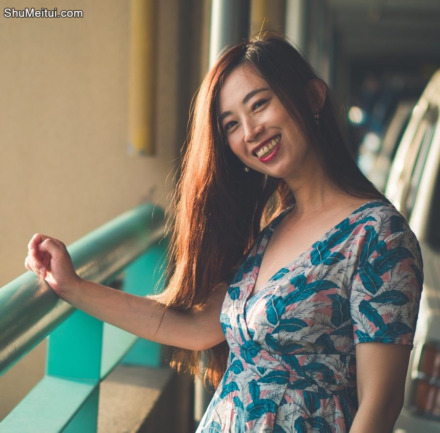 堂堂姐在购物中心拍照换了两套衣服[第7张/共10张]