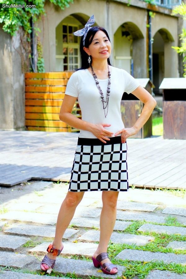 诗舞姐穿凉拖高跟露红趾甲油[第9张/共12张]