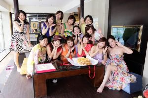 群妇生日会——合照结尾