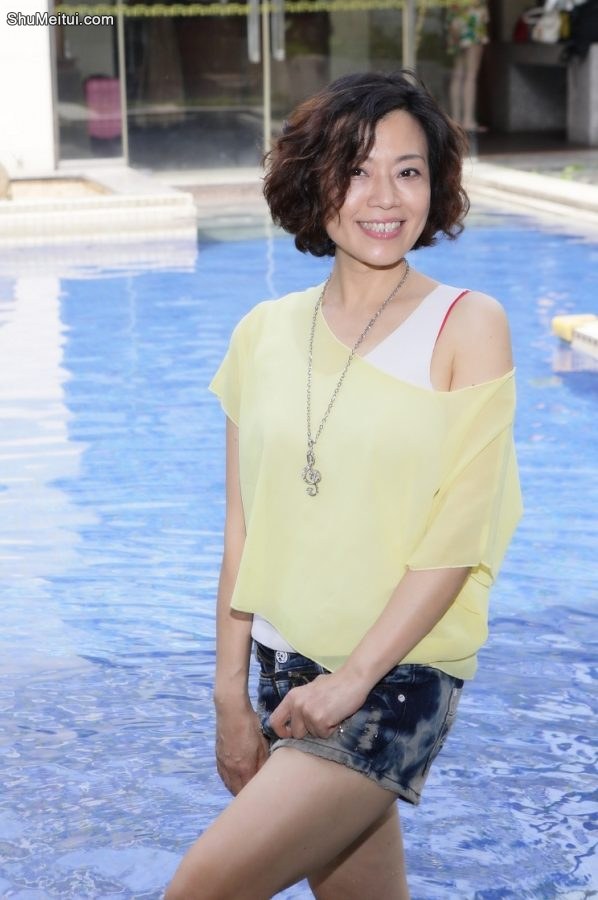 群妇生日会——短发气质姐姐的长腿[第5张/共5张]