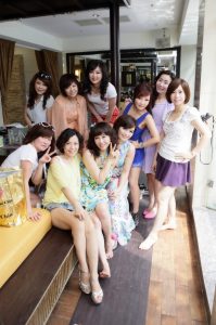 群妇生日会——合照结尾