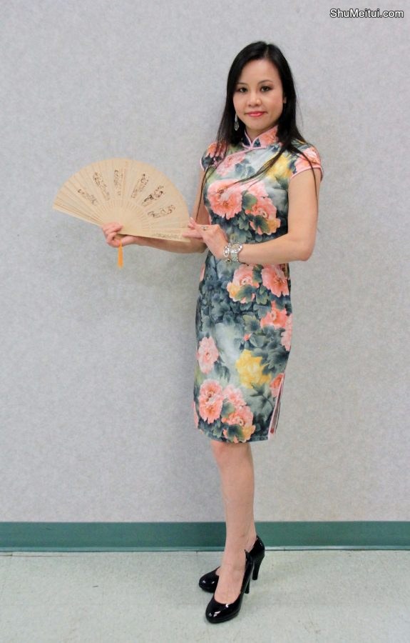 旗袍俱乐部培训班开课-身材娇小胸部饱满的长发大姐[第3张/共4张]