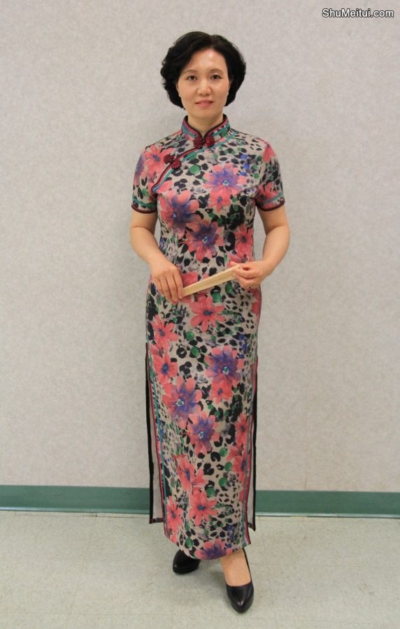 旗袍俱乐部培训班开课-五十路保守阿姨旗袍高跟[第2张/共5张]