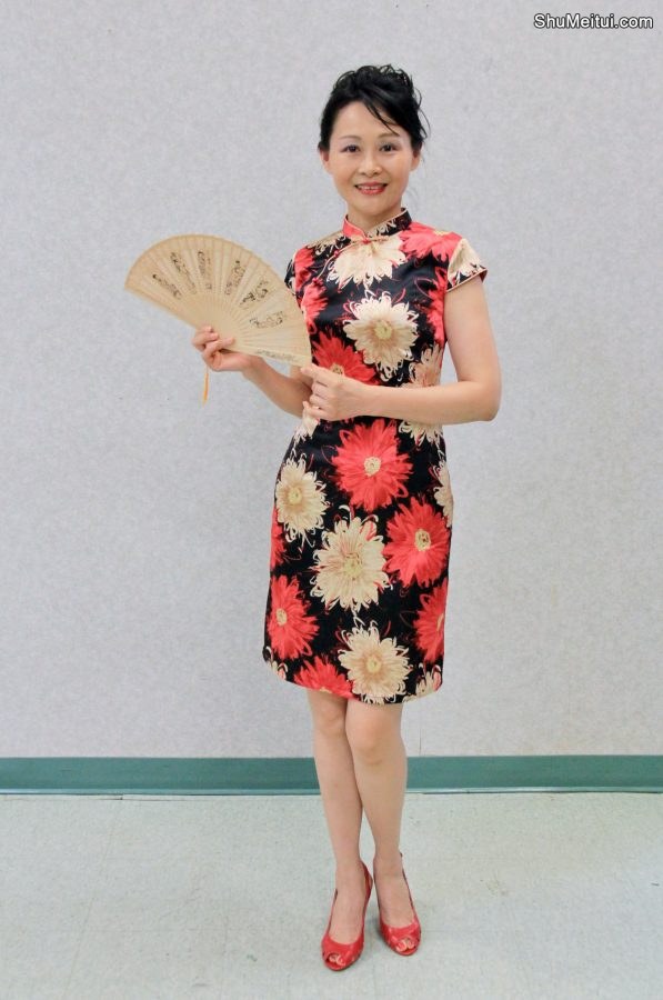 旗袍俱乐部培训班开课——一位曼妙身穿的气质大姐[第1张/共18张]