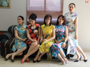 熟女旗袍俱乐部培训班开课大合影部分