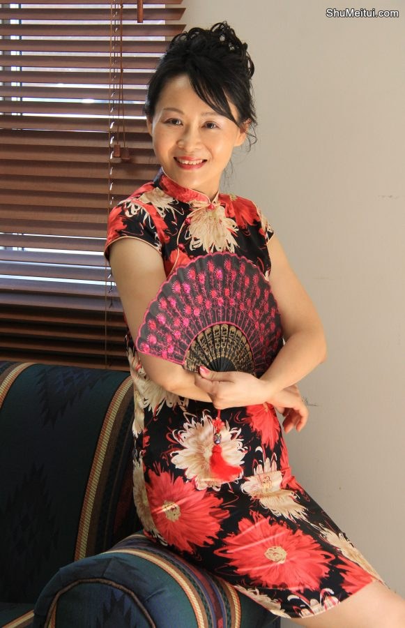 旗袍俱乐部培训班开课——一位曼妙身穿的气质大姐[第14张/共18张]