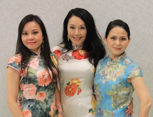 旗袍俱乐部培训班开课-前凸后翘的长发气质美姐和她的朋友们