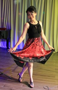 旗袍俱乐部培训班开课-各有特点的两位熟姐