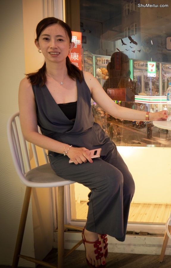 堂堂白皙的玉足穿了好看的红色凉鞋[第11张/共11张]