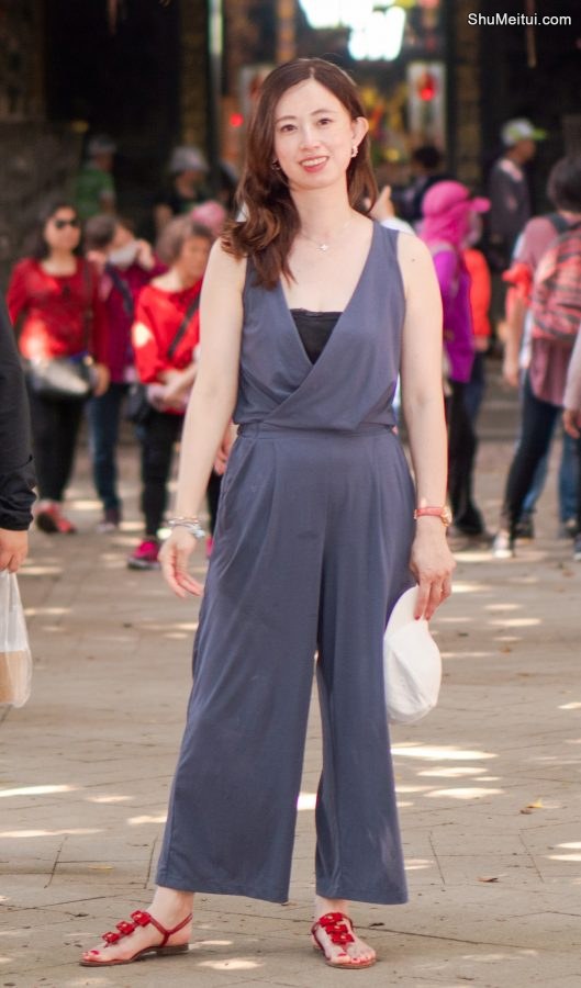 堂堂白皙的玉足穿了好看的红色凉鞋[第9张/共11张]