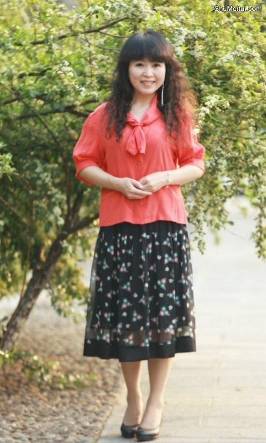 穿上了丝袜更显韵味的冻龄嫩熟[第6张/共6张]