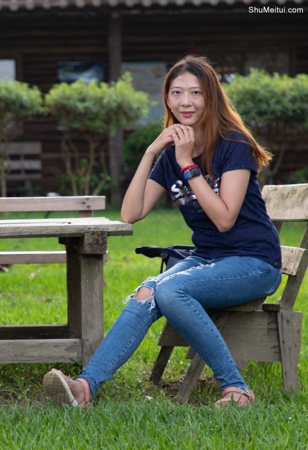 美姐李鸽鸽穿牛仔裤旅游美照[第1张/共6张]