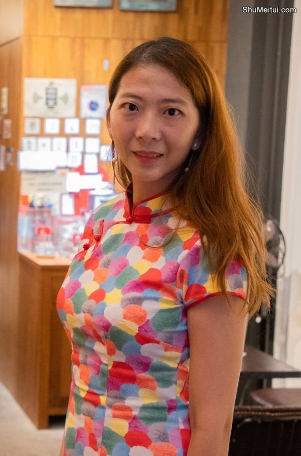 美少妇穿紧身旗袍秀前凸后翘的好身材[第3张/共4张]