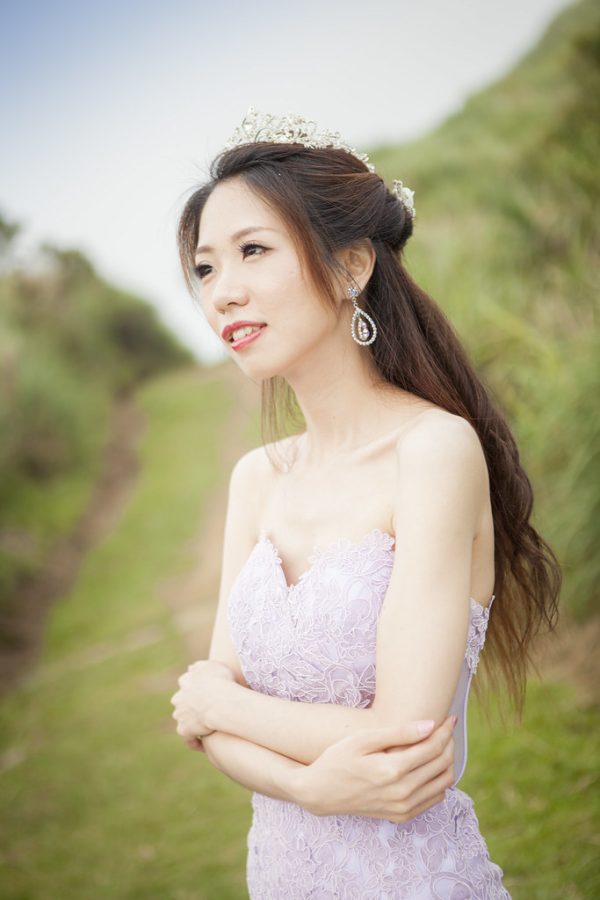 美腿新娘子紫色婚纱照[第8张/共16张]