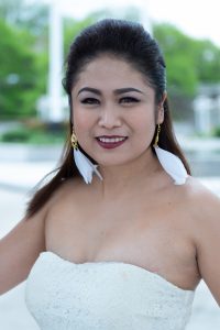 身材丰满的南亚成熟美女