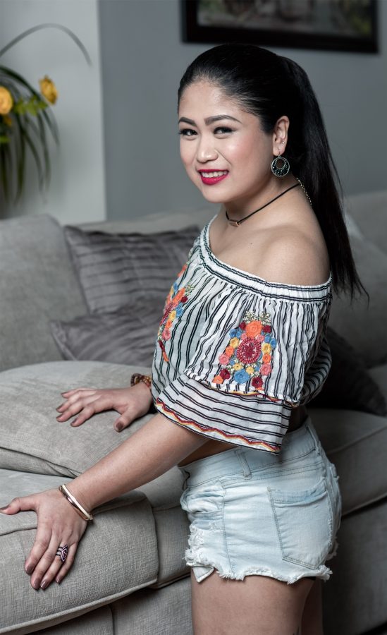 粗腿丰满熟女居家拍照[第4张/共6张]